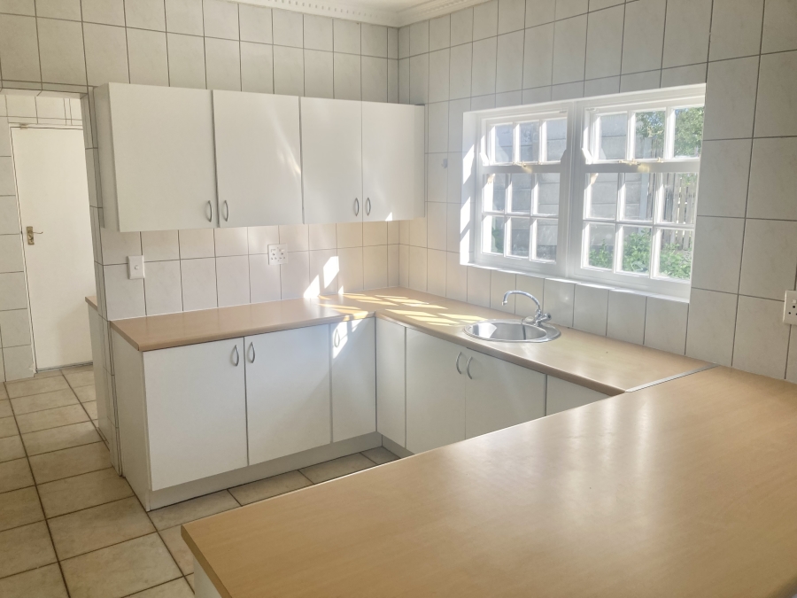 To Let 3 Bedroom Property for Rent in Kronenzicht Western Cape